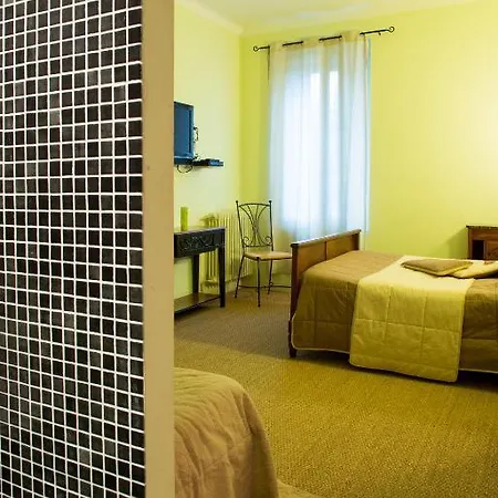 Chambres D'hotes Le Papillon Céret